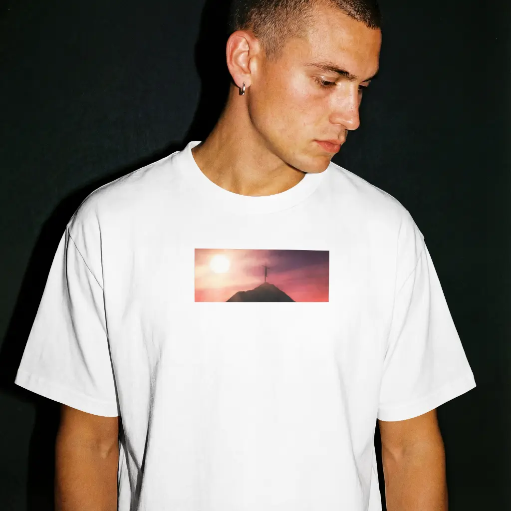 Record nailed-3.webp